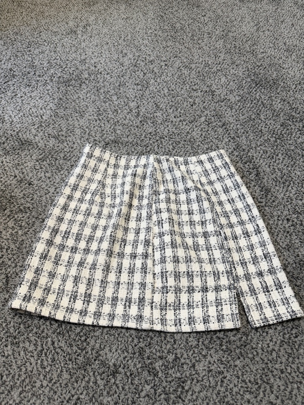 Francesca's Collections Ivory and Navy Plaid Mini Skirt